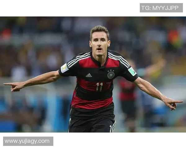 德国足球历史十大传奇球星盘点 各时代英雄荣耀与贡献